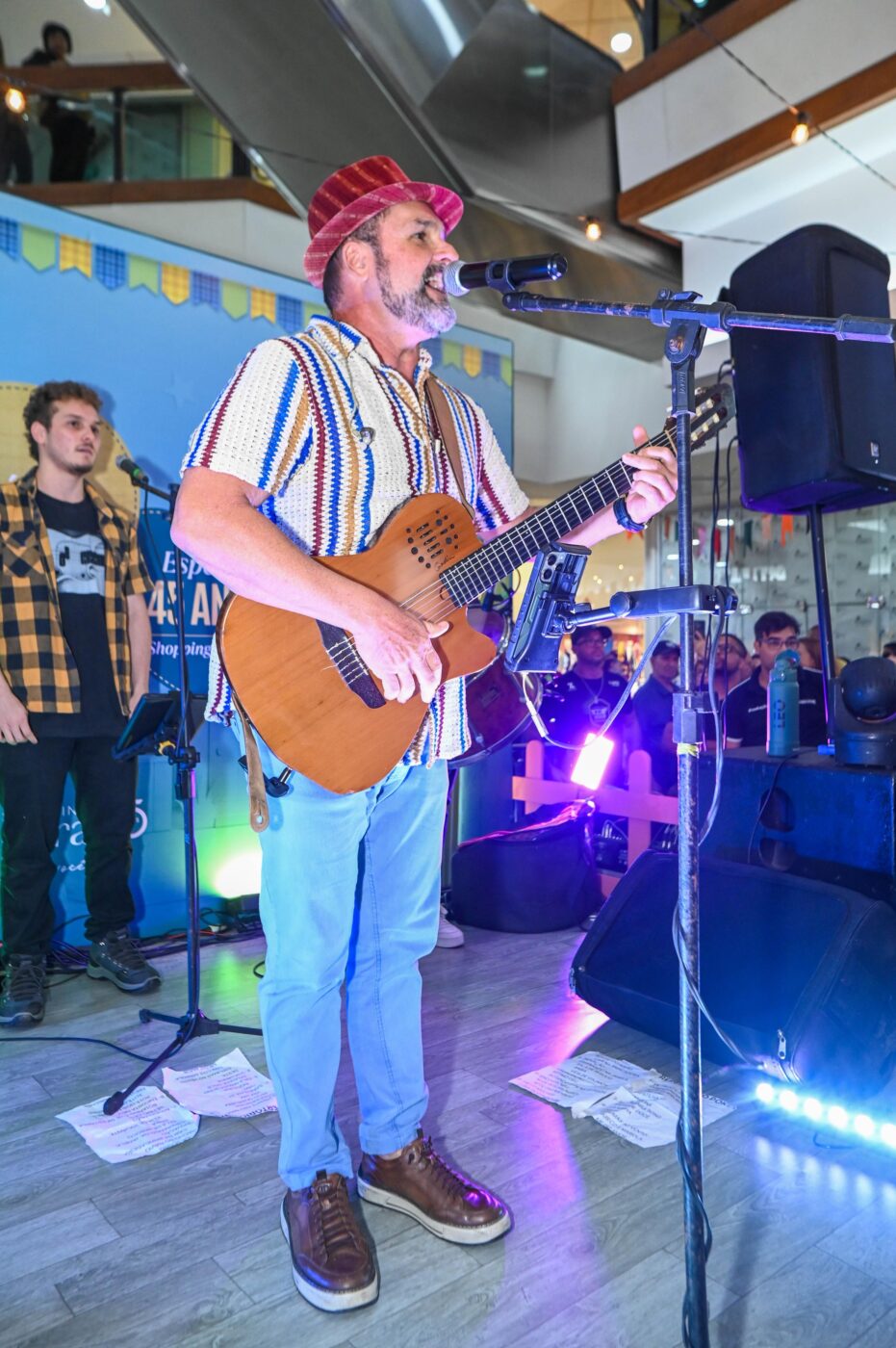 Arraiá do Léo Estakazero - Shopping Itaigara 