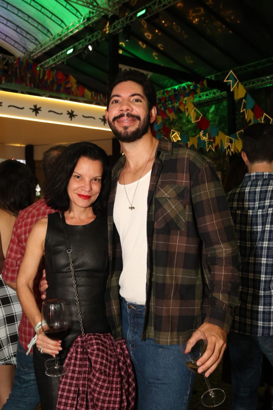 Adriana Cravo e Weslley Pontes