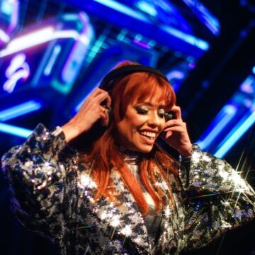 DJ baiana Anne Louise amplia agenda internacional com shows em 11 países até agosto