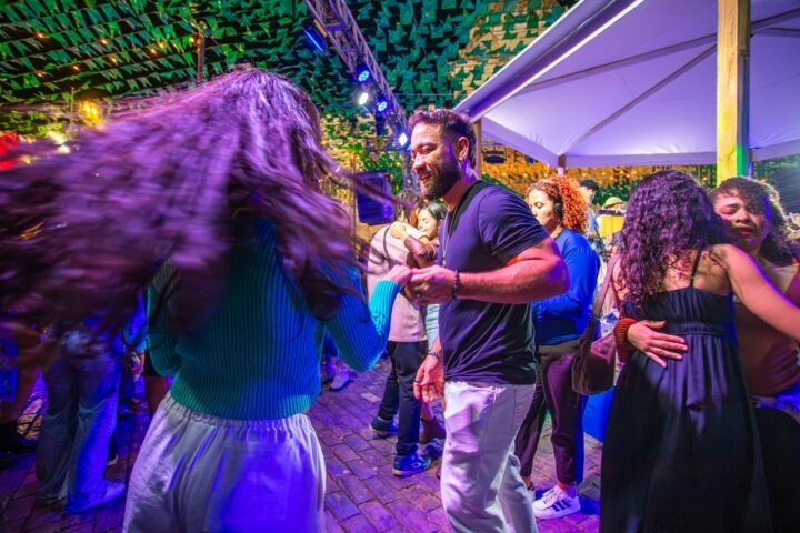 São João: veja onde fazer aulas gratuitas de forró em Salvador