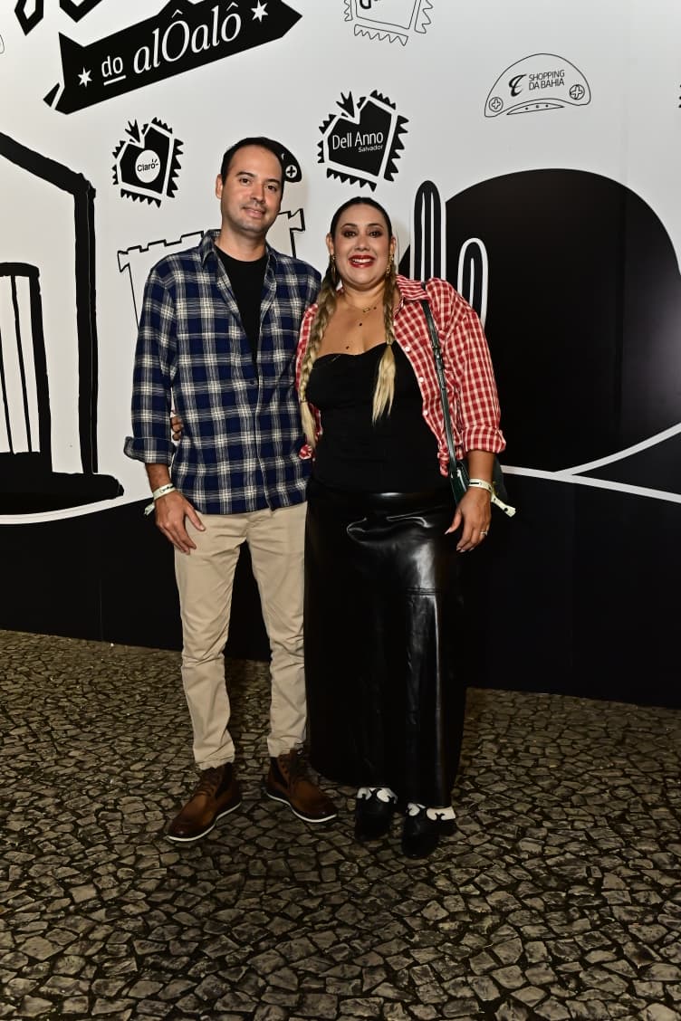Iury Queiroz e Roberta Badaró