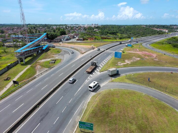 Vai viajar no feriado? Veja os melhores horários para pegar a estrada na Bahia
