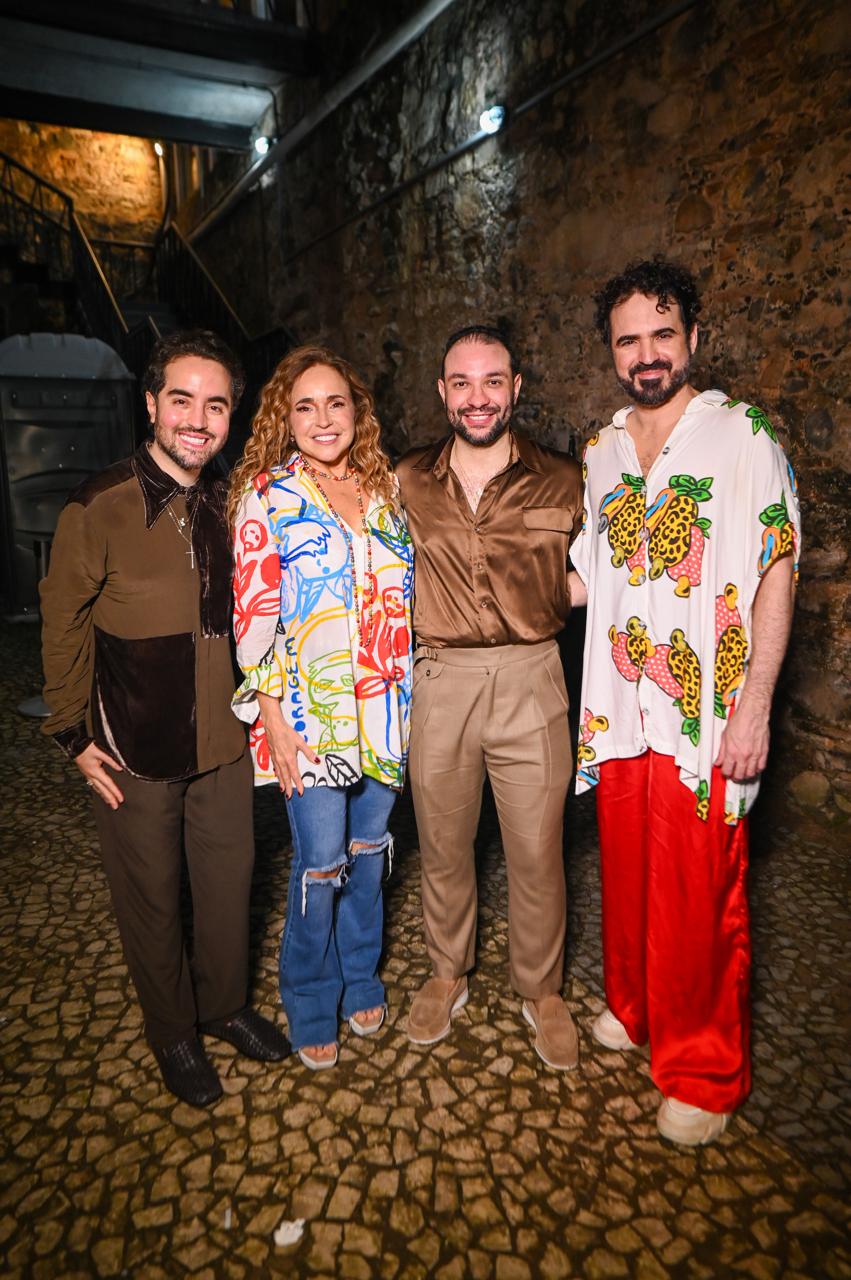 Victor Carvalho, Daniela Mercury, Rafael Freitas e Gabriel Merucry