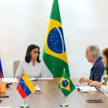 “Ajuda brasileira não será episódica”, diz Múcio em visita à Venezuela