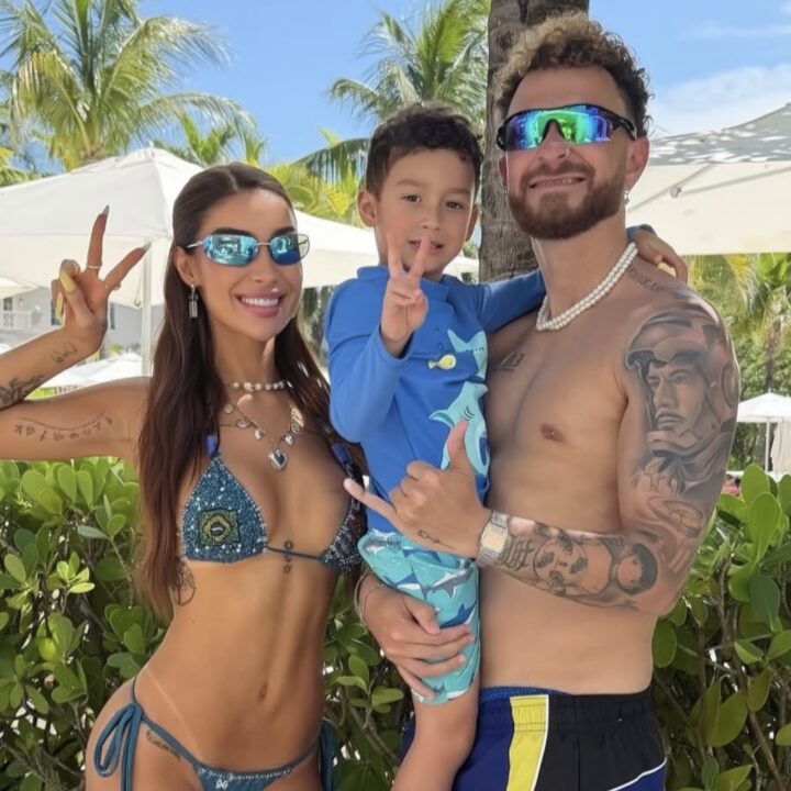 Separados há 4 anos, Bianca Andrade e Fred curtem dia de parque aquático com o filho nos EUA