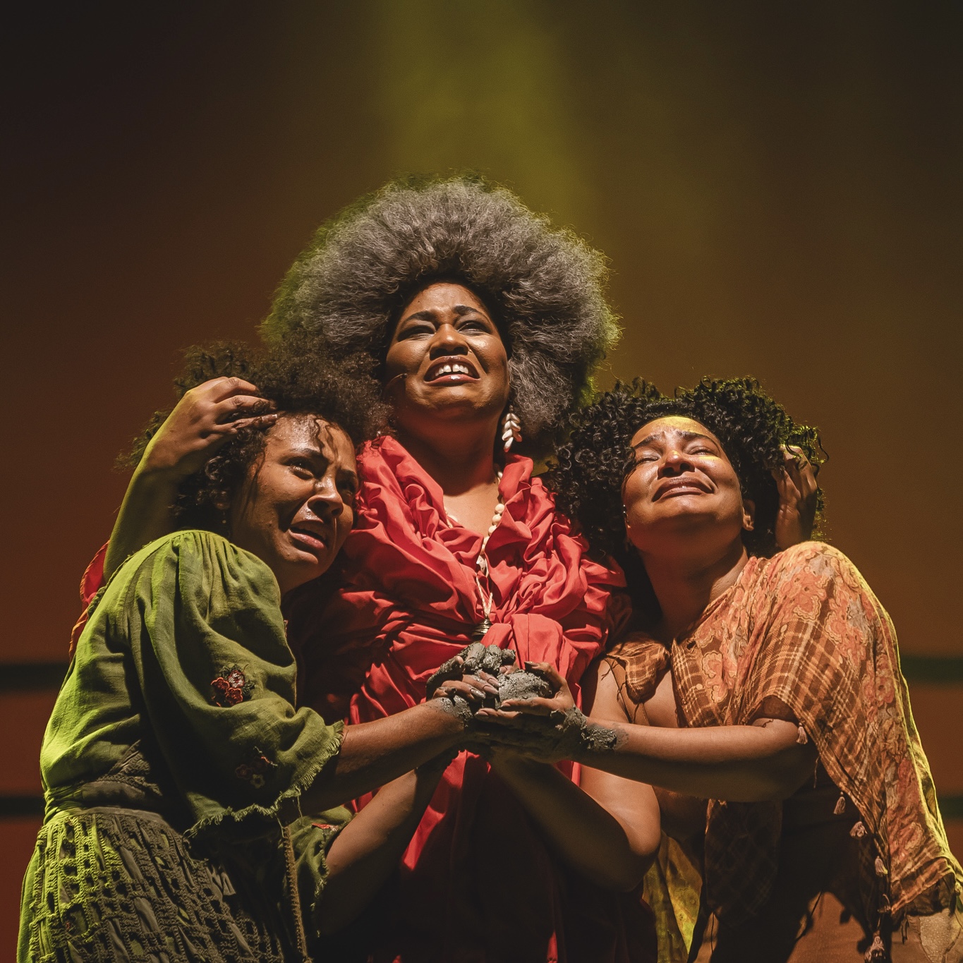 É hoje! Espetáculo ‘Torto Arado – O Musical’ dá início à nova temporada em Salvador