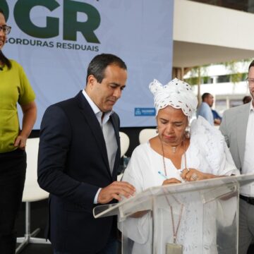 Salvador recebe programa para transformar óleo usado em biodiesel com geração de renda para cooperativas