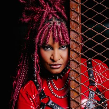 Larissa Luz mergulha no rock em novo álbum e celebra amadurecimento: “É o disco mais eu”