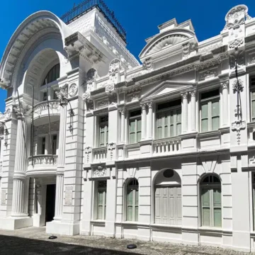 Museu em Salvador recebe festa exclusiva para mulheres com transmissão de jogo do Brasil