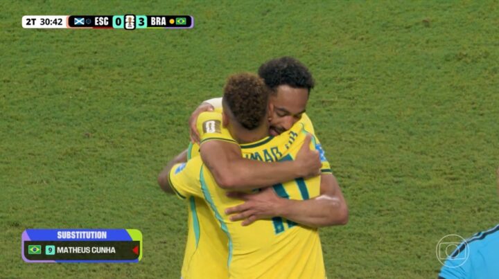 Brasil goleia a Escócia, Neymar volta aos gramados e Seleção avança em 1º no Grupo C
