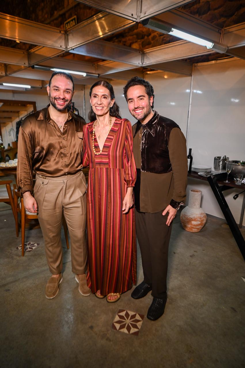 Rafael Freitas, Flora Gil e Victor Carvalho