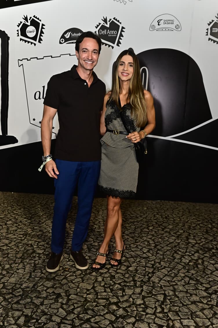 Ricardo Dourado e Verena Ávila