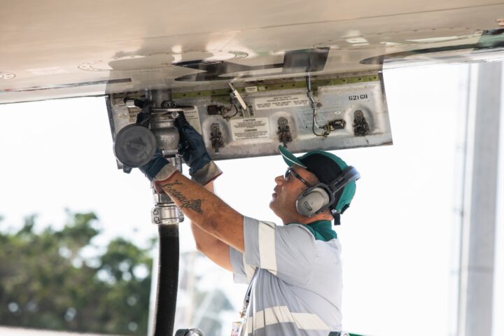 Aeroporto de Salvador opera voos com maior mistura de combustível sustentável já utilizada no Brasil
