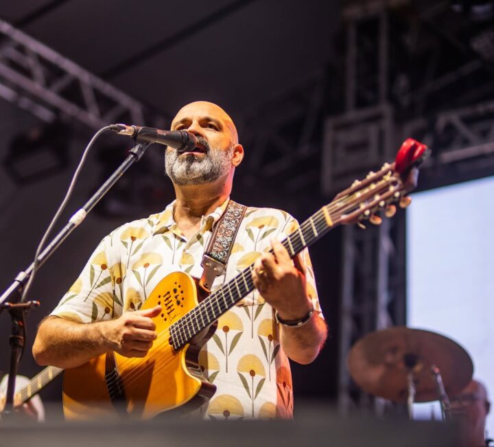 Alexandre Leão apresenta show em homenagem a Gonzaguinha em Salvador