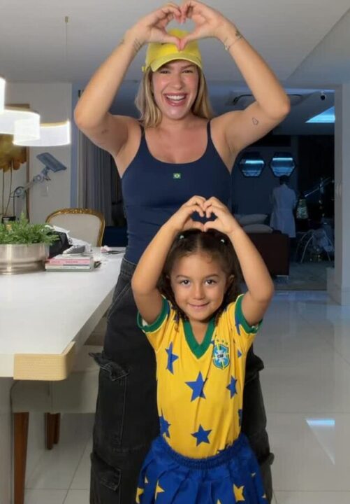 Lore Improta e filha Liz encantam fãs com dança especial antes da estreia do Brasil na Copa do Mundo