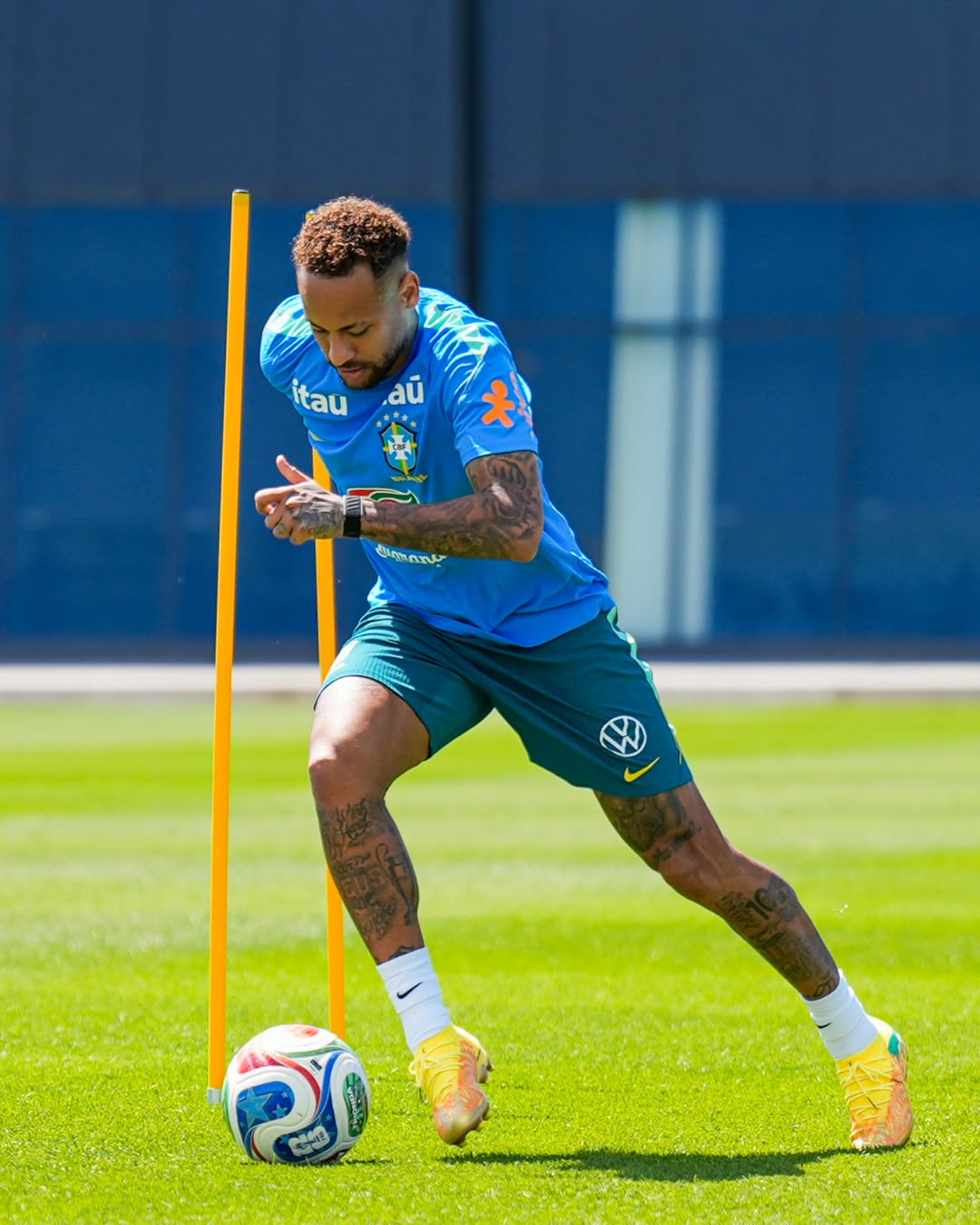 Neymar avança na recuperação e fica mais perto de estrear na Copa do Mundo