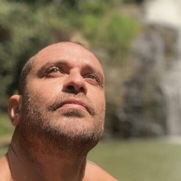 Diogo Nogueira agradece apoio e diz que vai cuidar da saúde após problema nas cordas vocais