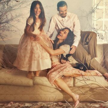 Sabrina Sato e Nicolas Prattes agradecem carinho e compartilham cliques inéditos após anúncio da gravidez