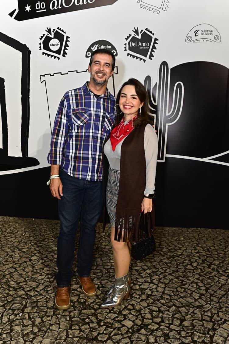 Fernando Sodake e Juliana Vellanes