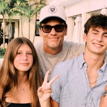 Tom Brady celebra momento em família ao lado dos filhos de Gisele Bündchen