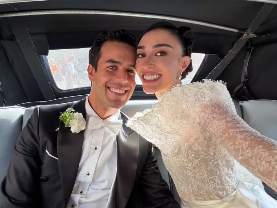 Elisa Zarzur e Alexandre Negrão se casam em Paris com cerimônia luxuosa e festa em castelo histórico
