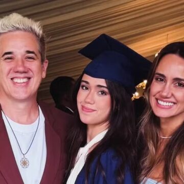 Rogério Flausino emociona fãs ao celebrar formatura da filha na Inglaterra
