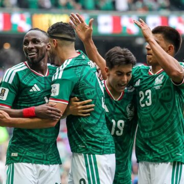 México vence África do Sul na estreia da Copa do Mundo em jogo com destaque para brasileiro