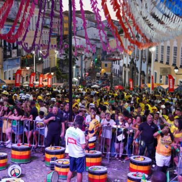 Torcida Brasil Olodum lota Pelourinho e anuncia nova edição durante a Copa