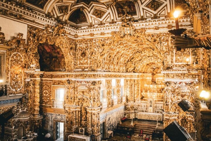 Após desabamento, Igreja de São Francisco lança campanha para financiar restauração