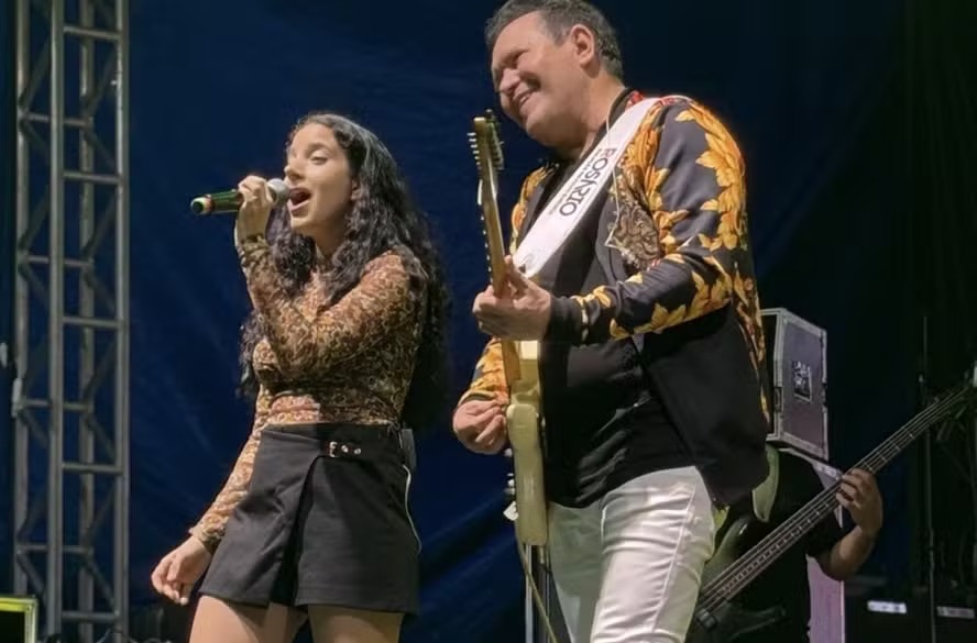 Filha de Joelma, Yasmin passa a integrar banda do pai, Ximbinha: ‘Presente’
