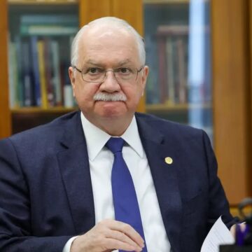 Fachin diz que espera regras do STF para supersalários ainda em junho