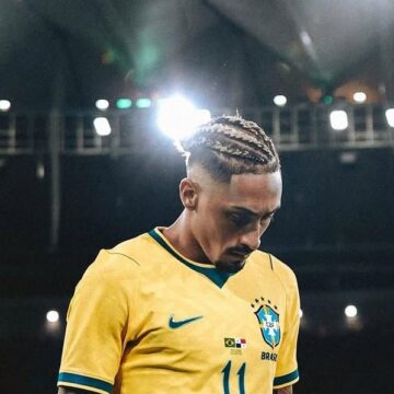 Raphinha tem lesão confirmada e desfalca Seleção Brasileira na Copa do Mundo