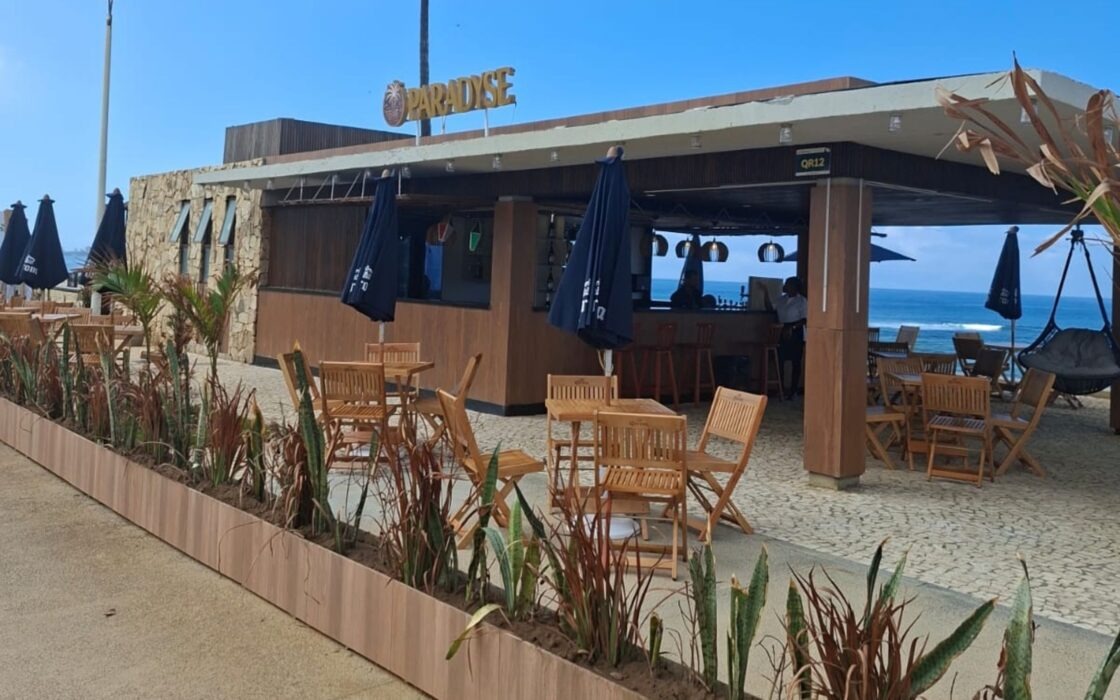 Quiosque Paradyse abre as portas na Orla de Pituaçu com gastronomia, música e vista para o mar