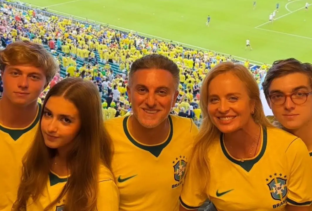 Os detalhes do camarote de luxo de Luciano Huck, Angélica e família na Copa do Mundo