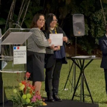 Pesquisadora indígena baiana é homenageada na Embaixada da França com o Prêmio FLE Alumni
