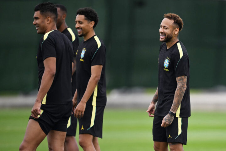 Lesionado, Neymar desfalca Brasil contra o Haiti e tem futuro indefinido na Copa