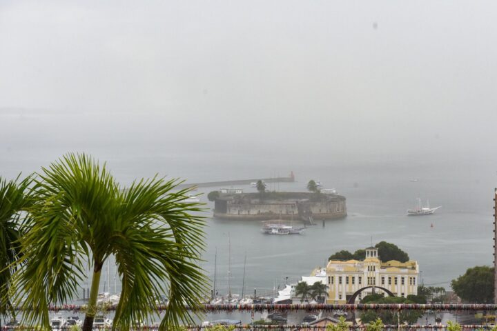 Salvador registra em uma semana quase 90% da chuva prevista para todo o mês de junho