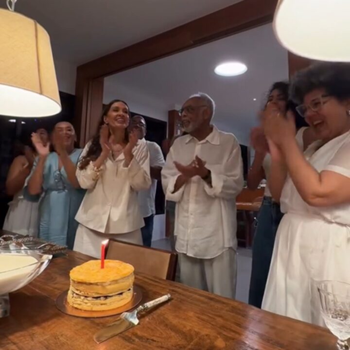 Gilberto Gil comemora aniversário com a família em Salvador
