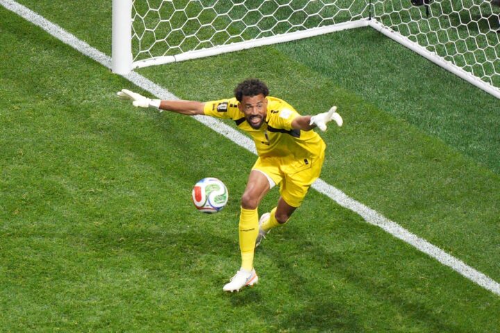 Goleiro de Cabo Verde, Vozinha ganha elogios de famosos brasileiros após jogo histórico contra a Espanha