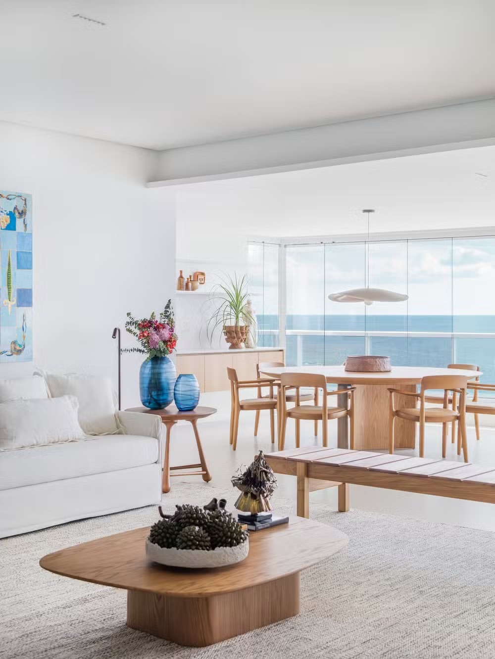 Apartamento em Salvador assinado por escritório baiano ganha destaque na Casa Vogue; veja fotos