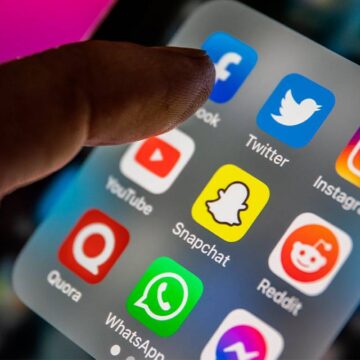 Reino Unido anuncia proibição de redes sociais para menores de 16 anos
