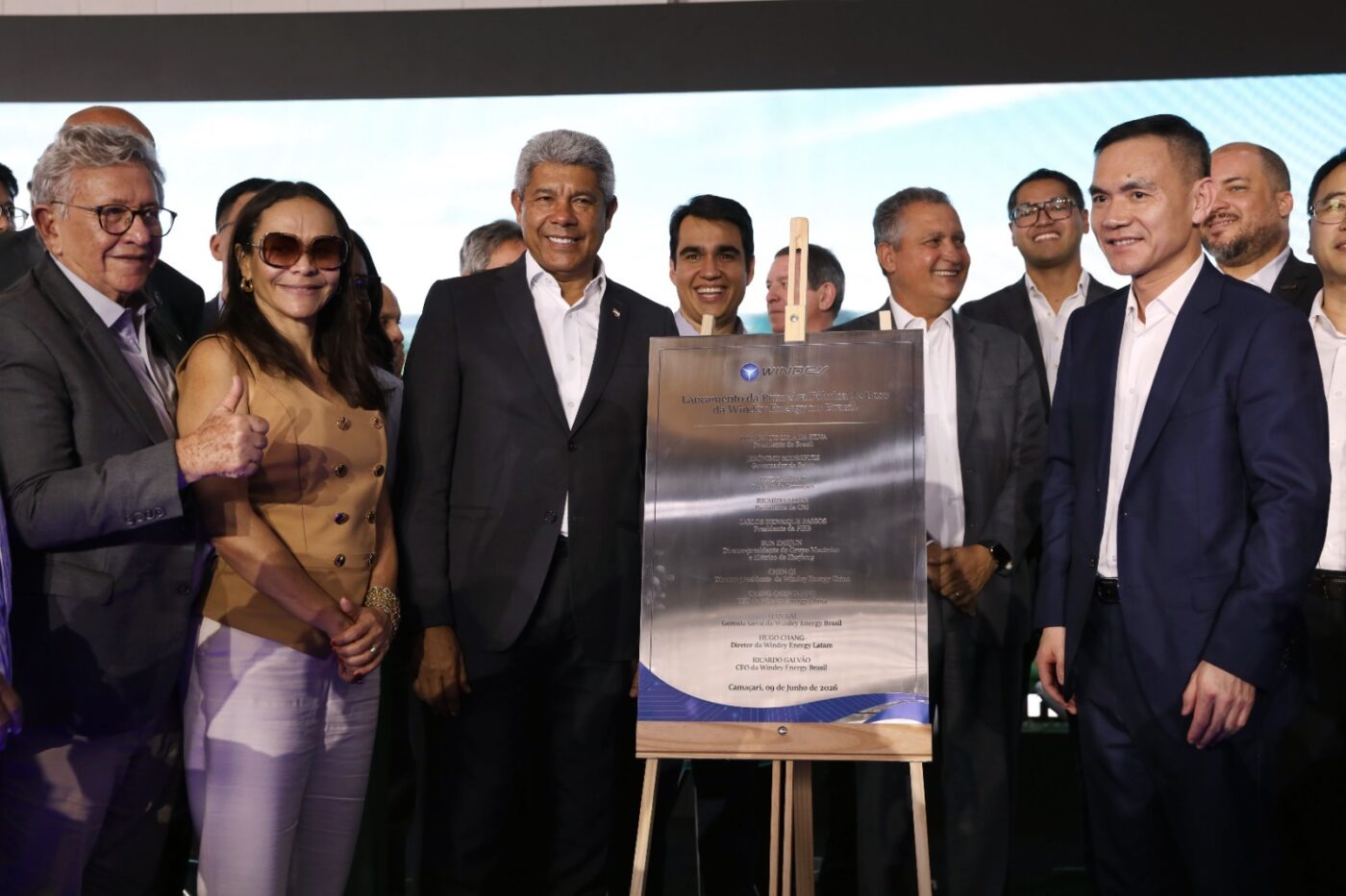 Gigante chinesa lança pedra fundamental de fábrica de R$ 100 milhões na Bahia