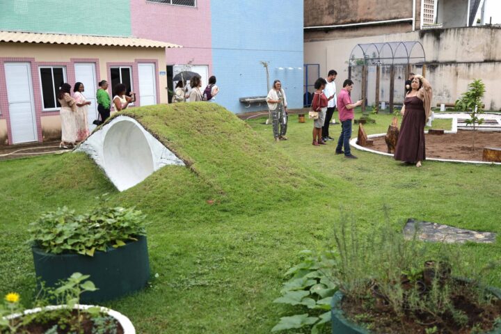 Salvador recebe encontro para compartilhar experiências sobre pátios naturalizados em escolas municipais