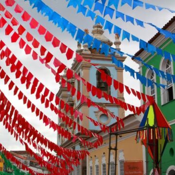 Cavaleiros do Forró, Saulo, Jonas Esticado e mais: confira a programação do São João de Salvador neste sábado