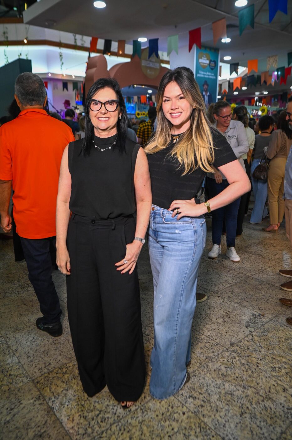 Viviane Filardi e Vanessa Filardi