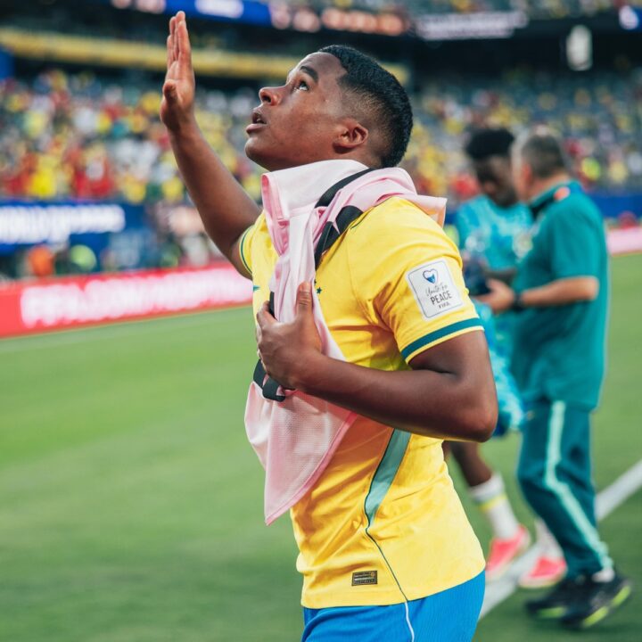 Após ficar no banco, Endrick quebra silêncio após estreia do Brasil na Copa