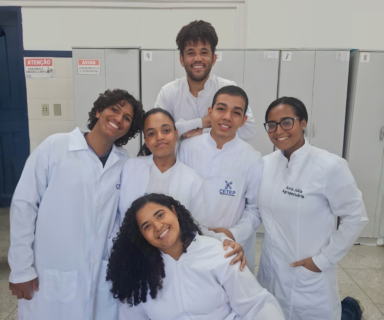 Estudantes da Bahia criam inseticida ecológico à base de alho e pimenta