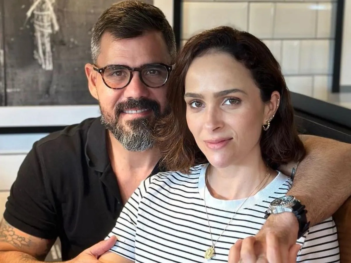 Juliano Cazarré diz que provará inocência em ação de ex-babá; Letícia comenta: “O golpe tá dado”