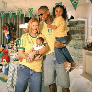 Lore Improta e Léo Santana comemoram primeiro mêsversário do filho em Salvador; veja fotos