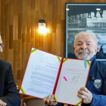 Lula sanciona lei que permite renovação automática da CNH para bons condutores